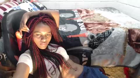 sexyjustin202 online show from 18, 5, 2026