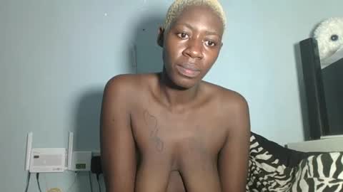 Snapshot of sexykitty48 chatting on 28, 1, 2025 FENNY online show from 28, 1, 2025