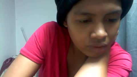 Snapshot of sexylarra12 chatting on 21, 12, 2025 sexylarra12 online show from 21, 12, 2025