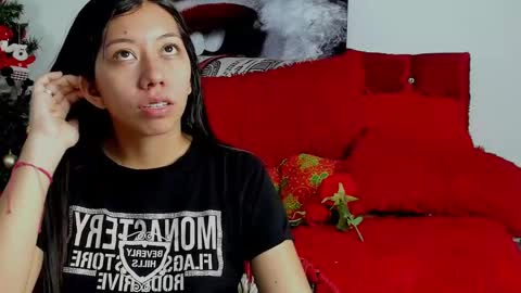 laura online show from 31, 12, 2024