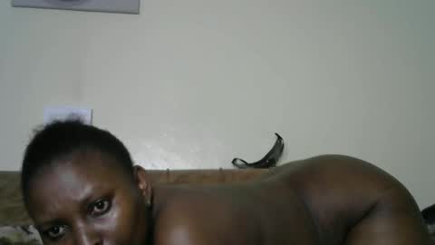 sexylavine_ online show from 14, 12, 2025