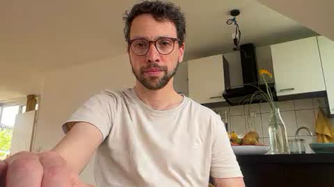 Snapshot of sexyleo8282 chatting on 18, 5, 2026 sexyleo8282 online show from 18, 5, 2026