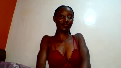 Snapshot of sexylucia5 chatting on 2, 6, 2026 sexylucia5 online show from 2, 6, 2026