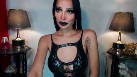 Snapshot of sexylusty2258 chatting on 7, 8, 2026 Queen Sofia online show from 7, 8, 2026
