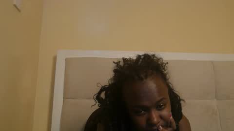 Snapshot of sexymia56 chatting on 25, 9, 2025 Miss mia online show from 25, 9, 2025