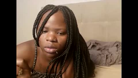 Snapshot of sexymia56 chatting on 6, 10, 2025 Miss mia online show from 6, 10, 2025