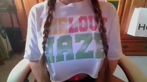 Snapshot of sexymisss24 chatting on 8, 10, 2025 sexymisss24 online show from 8, 10, 2025