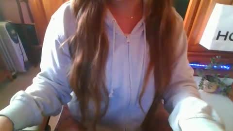 Snapshot of sexymisss24 chatting on 11, 11, 2025 sexymisss24 online show from 11, 11, 2025