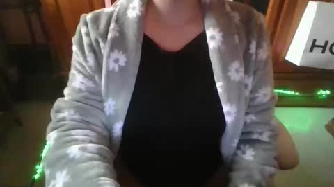 Snapshot of sexymisss24 chatting on 30, 11, 2025 sexymisss24 online show from 30, 11, 2025