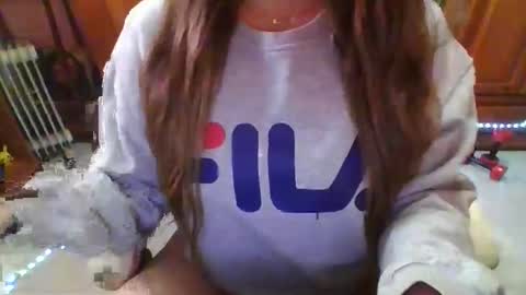 Snapshot of sexymisss24 chatting on 22, 5, 2026 sexymisss24 online show from 22, 5, 2026