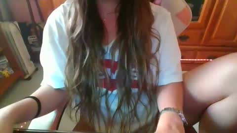 Snapshot of sexymisss24 chatting on 25, 5, 2026 sexymisss24 online show from 25, 5, 2026