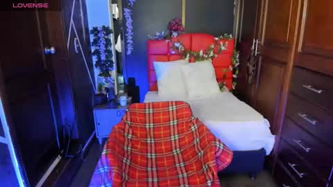 N A F online show from 1, 12, 2025