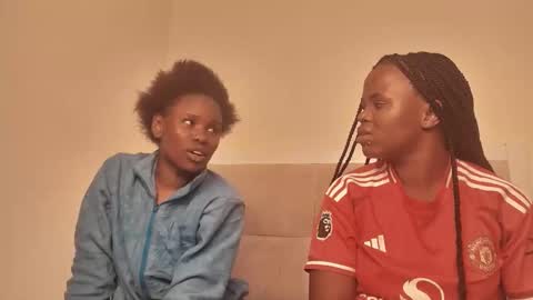 Snapshot of sexynina25 chatting on 19, 10, 2025 nina online show from 19, 10, 2025