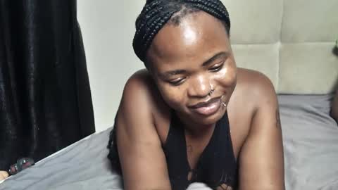 Snapshot of sexynina25 chatting on 30, 10, 2025 nina online show from 30, 10, 2025