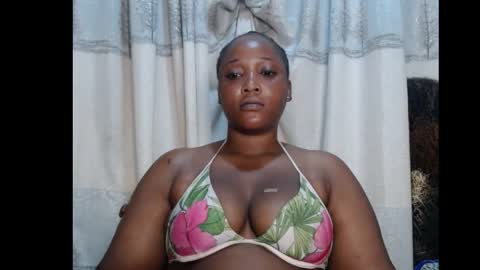 Snapshot of sexyprimxx chatting on 2, 5, 2026 sexyprimxx online show from 2, 5, 2026