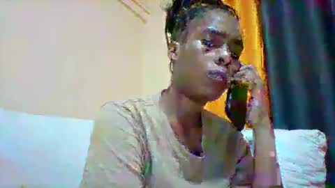 Snapshot of sexyqueen3457132 chatting on 4, 3, 2025 DOVY ACHIENG online show from 4, 3, 2025