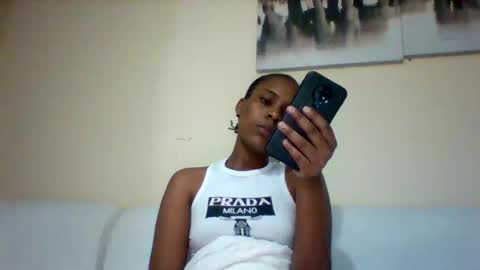 Snapshot of sexyqueen3457132 chatting on 13, 10, 2025 DOVY ACHIENG online show from 13, 10, 2025
