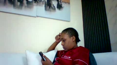 Snapshot of sexyqueen3457132 chatting on 15, 10, 2025 DOVY ACHIENG online show from 15, 10, 2025