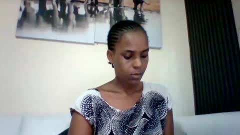 Snapshot of sexyqueen3457132 chatting on 19, 10, 2025 DOVY ACHIENG online show from 19, 10, 2025