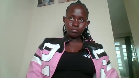 sexyreddebony online show from 15, 12, 2024