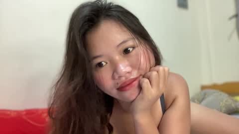 Snapshot of sexyreesebunny chatting on 4, 2, 2026 Reese online show from 4, 2, 2026