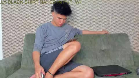 Snapshot of sexys_boys18 chatting on 13, 11, 2025 MATIAS-18 THIAHO -18 MAX-19 NICOKALY-19 CAIN-19 MOD ESTEBAN online show from 13, 11, 2025