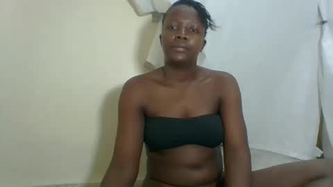 Snapshot of sexysleeky chatting on 1, 3, 2025 PAULINE online show from 1, 3, 2025