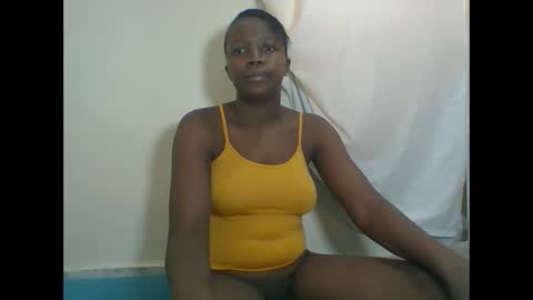 Snapshot of sexysleeky chatting on 12, 3, 2025 PAULINE online show from 12, 3, 2025