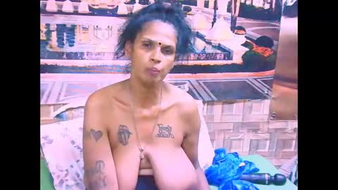 sexyva4u2luv online show from 12, 9, 2025