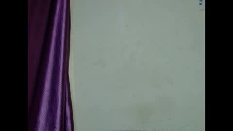 Snapshot of sexyxmilfx chatting on 12, 9, 2025 sexyxmilfx online show from 12, 9, 2025