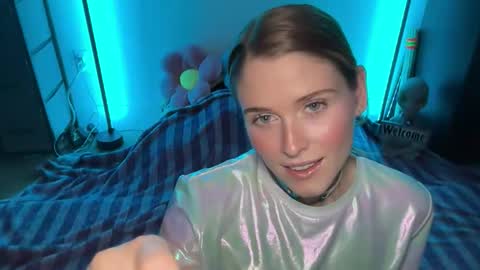 Snapshot of shadebabe chatting on 16, 11, 2025 shadebabe online show from 16, 11, 2025