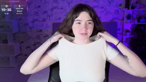 Snapshot of shadednight chatting on 23, 11, 2025 Im Mary online show from 23, 11, 2025