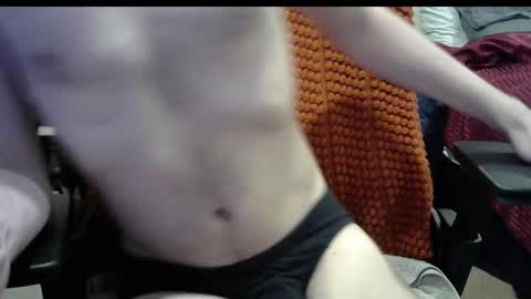 Snapshot of shadow_puppet chatting on 26, 10, 2025 shadow_puppet online show from 26, 10, 2025