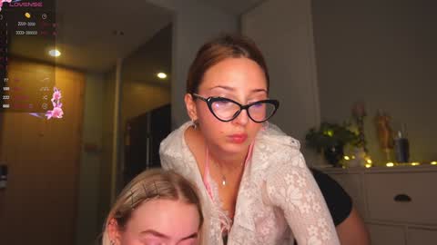 Sindy and Nancy  Next stream 1 December  online show from 14, 1, 2025