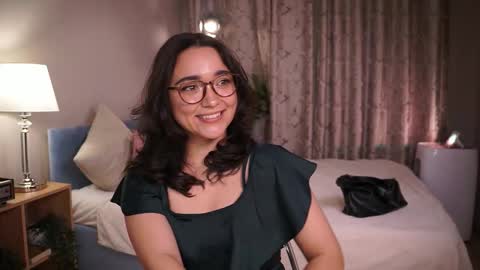 Snapshot of shadowlotus_ chatting on 25, 11, 2025 Lily online show from 25, 11, 2025