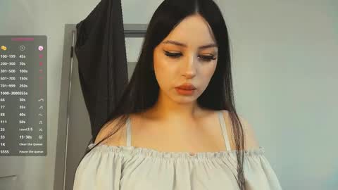 shaecatalina online show from 4, 6, 2026