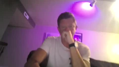 Stroke  Smoke online show from 27, 5, 2026