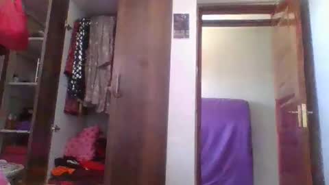 shana22222 online show from 10, 2, 2026