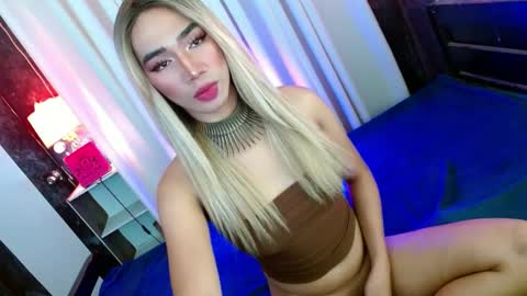 Snapshot of shane_hugexx chatting on 1, 3, 2025 MISS SHANE online show from 1, 3, 2025