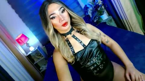 Snapshot of shane_hugexx chatting on 12, 9, 2025 MISS SHANE online show from 12, 9, 2025