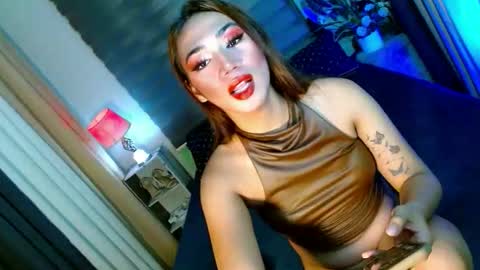 Snapshot of shane_hugexx chatting on 15, 9, 2025 MISS SHANE online show from 15, 9, 2025