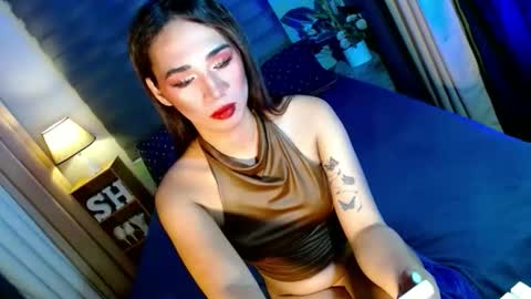 Snapshot of shane_hugexx chatting on 13, 12, 2025 MISS SHANE online show from 13, 12, 2025