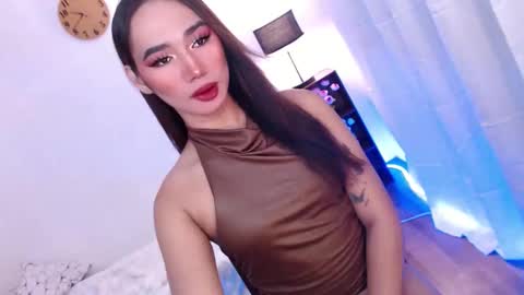 Snapshot of shane_hugexx chatting on 7, 2, 2026 MISS SHANE online show from 7, 2, 2026