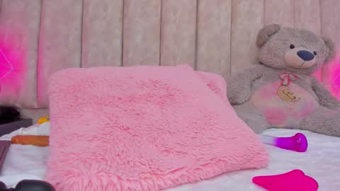 Snapshot of shanelwest7 chatting on 1, 12, 2024 Shanel online show from 1, 12, 2024