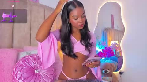 Snapshot of shanelwest7 chatting on 24, 6, 2026 Shanel online show from 24, 6, 2026