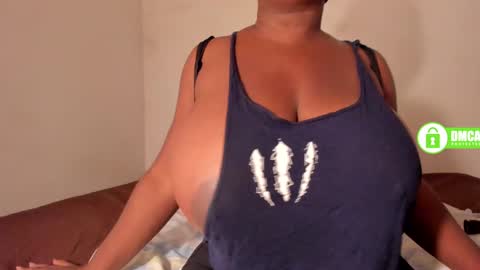 Snapshot of shaniblack chatting on 1, 2, 2025 Danna online show from 1, 2, 2025
