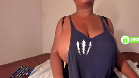 Snapshot of shaniblack chatting on 1, 2, 2025 Danna online show from 1, 2, 2025