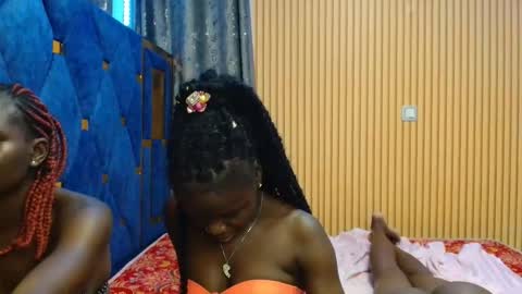 Snapshot of shaniz_shallet chatting on 23, 11, 2025 Shaniz online show from 23, 11, 2025