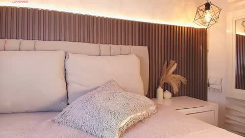 SHANON online show from 5, 12, 2025