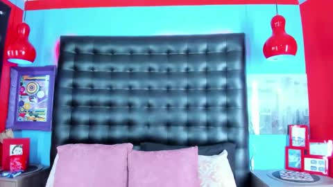 Snapshot of shantal_ferrer3 chatting on 15, 10, 2025 shantal_ferrer3 online show from 15, 10, 2025